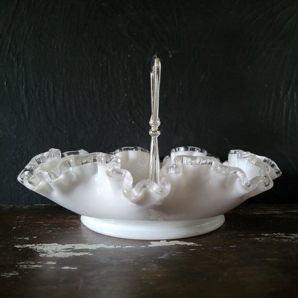 Vintage Fenton Silver Crest 8" Bon Bon Dish with Handle, Candy Dish with Handle - Picture 5 of 8